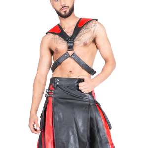 Harnais de poitrine en cuir noir avec accents rouges, ajustement réglable pour tenue de club - Product Image 1