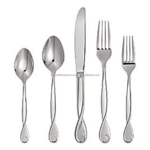 Juego de cubiertos de metal plateado para casas de lujo que ofrece elegancia duradera y presentación de mesa sofisticada - Product Image 6