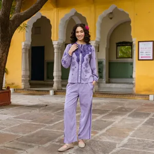 Ensemble bohème pour femmes, broderie florale en coton, manches longues, pantalon ample, tenue printemps été - Product Image 1