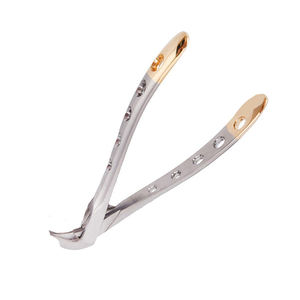 Pince d'extraction orthodontique en acier inoxydable de haute qualité avec embout en bec pour le retrait de couronnes, certifiée CE ISO par Grip Surgical - Product Image 2