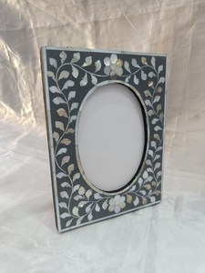 Premium Mosaic Mother Of Pearl Picture <b>Frame</b> <b>Black</b> & White Hand Inlaid Photo Display Elegant Wedding Gift & Vintage Living Room - Product Image 3
