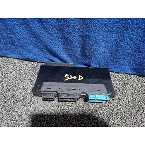 ECU และโมดูลคอมพิวเตอร์มือสองสำหรับรถยนต์ซีรีส์ 5 รุ่น 6135928694102 - Product Image 5