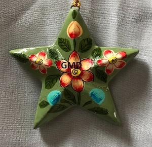 Ornement d'arbre de Noël en forme d'étoile peinte à la main, décoration suspendue traditionnelle en forme d'étoile peinte à la main - Product Image 2
