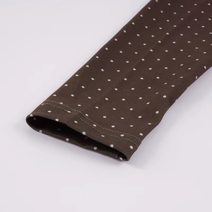 T-shirt court à col en V et manches longues imprimé, respirant, en tissu tissé, tendance, pour femme, idéal pour les soirées - Product Image 6