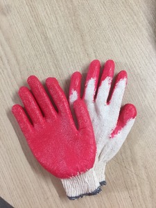 ถุงมือยางเคลือบหลายสีแบบเวียดนาม ป้องกันการบาด ป้องกันการลื่น ใช้ซ้ำได้ ถุงมือถักเคลือบยางลาเท็กซ์ผสมฝ้าย 10 คู่ สำหรับทำสวน ป้องกันมือ - Product Image 6