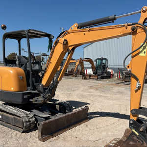 Miniexcavadora Usada Case CX37C, Excavadora de Orugas de 3.5 Toneladas, Excavadora Compacta para Construcción y Trabajo Agrícola - Product Image 3