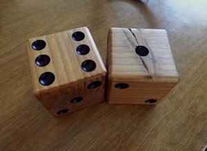 ชุดลูกเต๋าไม้แท้ที่เป็นที่ต้องการมากที่สุดสำหรับเกมกระดานและเกมสวมบทบาท มีจำหน่ายสำหรับการจัดส่งทั่วโลก - Product Image 6