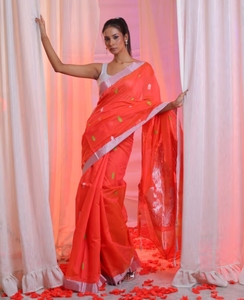 KV Watermelon Pink Cotton <b>Blend</b> Handwoven Floral Pallu Saree With Unstitched Blouse - Product Image 4
