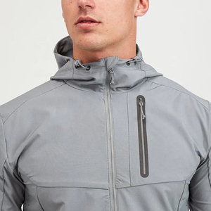 Ensemble coupe-vent à capuche personnalisé avec logo, en polyester extensible, coupe ajustée, pour la gym, veste et pantalon d'entraînement, faible MOQ, vêtements de sport, ensemble 2 pièces - Product Image 4
