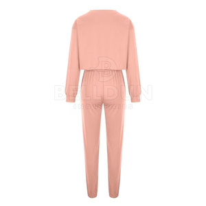 Conjunto de Top Corto para Mujer, Cómodo para Uso Diario, Material Suave y Elástico, Ropa Casual Urbana, Shorts a Juego, Estilo Veraniego - Product Image 4