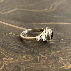 Designer 925 <b>Silver</b> <b>Garnet</b> Gemstone <b>Ring</b> Handmade Nickle Free Jewelry for Everyday Wear Weddings Gift For Her - Product Image 3