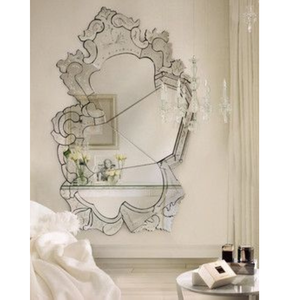 Miroir baroque vénitien de style antique élégant |   Miroir mural décoratif en verre de luxe pour salon, chambre et intérieurs d'hôtel - Product Image 1