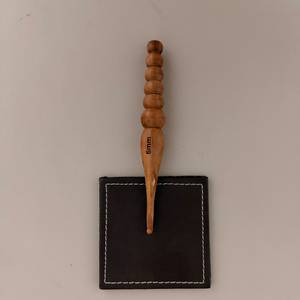 Handmade Beaded Wooden <b>Crochet</b> <b>Hook</b> Set Simple Ergonomic Grip 15cm Sheesham Wood 3mm Thickness OEM Wholesale Manufacturer - Product Image 1
