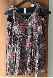 Robe Courte en Coton Col V Sans Manches Coupe Ample Motif Floral pour Femme Tenue Formelle d'Été avec Broderie et Ourlet Cache-cœur - Product Image 3