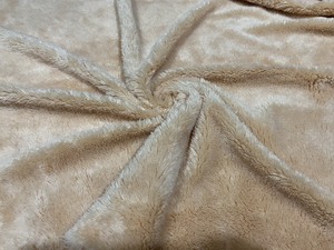Tissu en poly mohair super doux 100% polyester 7mm 250gsm couleur crème pour jouets en peluche et vêtements - Product Image 5
