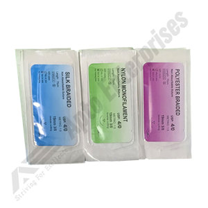 Suture Training <b>Kit</b> with Manikin and Silicone Practice Pad Stainless Steel Instruments Medical Students Disposable First-Aid - Product Image 3