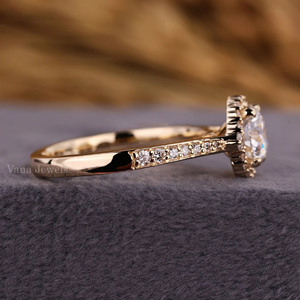 Anillo de Compromiso Redondo de Halo, Anillo de Bodas de Diamante Hecho a Mano, Regalo de Aniversario con Certificado IGI, Estilo Pavimentado - Product Image 5