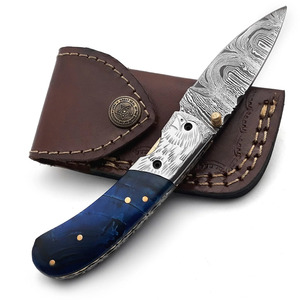 Couteau pliant EDC en acier Damas fait main, manche en résine marbrée, étui en cuir, pour la chasse et le camping, directement du fabricant - Product Image 6