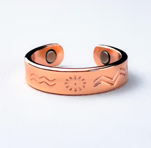 Anillo Ajustable de Cobre Puro Estilo Vintage, Banda de Salud con Terapia Bio, Patrón Grabado de Onda Solar, Doble Imán Interno, Anillo para Pulgar - Product Image 5