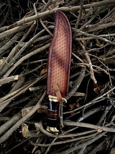 Cuchillo Bowie de Caza para Exteriores de Acero Inoxidable de Alta Calidad A&M Enterprises con Hoja Fija de Punta Caída y Mango de Madera Micarta, Garantía de 3 Años - Product Image 6