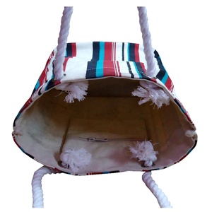 Sac à main fourre-tout de luxe pour femmes sac de plage en toile de coton imprimé à rayures avec poignée en corde torsadée fermeture ouverte avec poches - Product Image 5