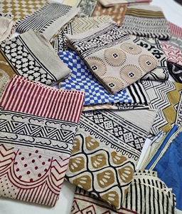Paréo Sarong en Coton Fait Main Imprimé Bagaru, Vêtement de Plage Bohème, Vente en Gros, Cache-Maillot de Bain Bohème Multi-Designs à Impression au Bloc - Product Image 2