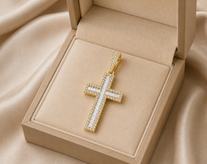 Elegante Colgante Religioso de Plata 925 Chapado en Oro con Cruz Cristiana de Jesús, Diamantes Cultivados en Laboratorio, Estilo Hip Hop - Product Image 5