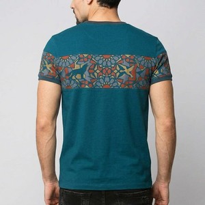 เสื้อยืดผู้ชายลายกราฟิกสีเขียวอมฟ้า แขนสั้น คอกลม ผ้าฝ้ายนุ่ม สวมใส่สบายทุกวัน แฟชั่นทันสมัย - Product Image 2