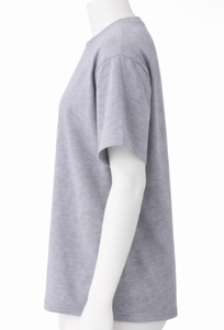 เสื้อยืดผู้ชายทรงปกติ ผ้าถักโพลีเอสเตอร์/คอตตอน ระบายอากาศได้ดี เป็นมิตรกับสิ่งแวดล้อม คุณภาพสูง ลายโลโก้ด้านหน้า แฟชั่นฤดูร้อน - Product Image 3