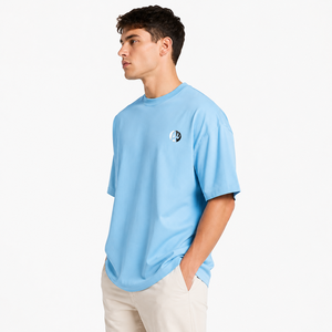 T-shirt homme surdimensionné à coupe décontractée, matière respirante, manches courtes et col rond classique, conçu pour un look streetwear décontracté. - Product Image 4