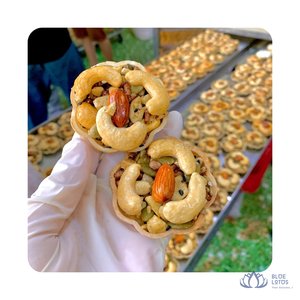 [MEILLEURE VENTE] Assortiment de gâteaux aux noix mélangées, faibles en sucre et en calories, croustillants et séchés, pour les fêtes et les occasions spéciales, Vietnam - Product Image 1
