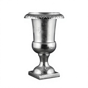 Derniers meilleurs vases à fleurs Vase urne en métal en fer pour la maison Hôtel Couloir Centres de table décoratifs modernes Vase à fleurs côtières Urne - Product Image 1