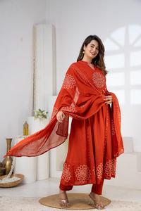 Elegant Red Anarkali <b>Suit</b> for <b>Women</b> with Dupatta Printed Ethnic Kurta Set for Festive and <b>Wedding</b> Wear - Product Image 5