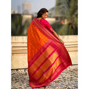 Sari en soie douce à carreaux orange traditionnel Elite Weaves avec contraste tissé Zari 650g pour robes de bal - Product Image 4