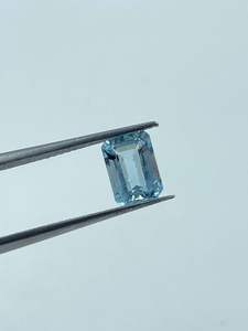 Piedra de Aguamarina Natural de Alta Calidad, Gema Suelta de 1.14 Quilates para la Fabricación de Joyas - Product Image 2