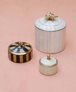 Caja de Madera con Tapa de Corazón Incrustada, Organizador Redondo para Joyas, Decoración Elegante para el Hogar, Estuche de Regalo - Product Image 6