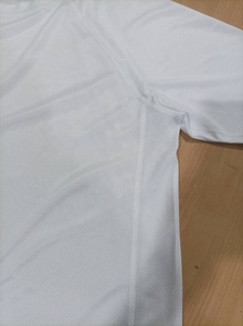 เสื้อยืด100% สกรีนโพลีเอสเตอร์พิมพ์ลายตาข่ายขนาดเล็ก140 GSM สำหรับ DTG การพิมพ์สกรีนในเสื้อยืด - Product Image 4