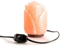 Lampe en forme de fleur en sel rose de l'Himalaya, éclairage décoratif artisanal Feng Shui, fournisseur OEM pour l'exportation - Product Image 2
