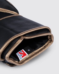 Gants de boxe Fly en cuir véritable, couleur noir et or, très demandés, personnalisables, pour entraînement et salle de sport. - Product Image 6