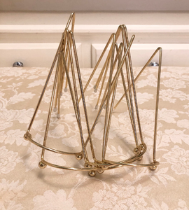 Support à assiettes en laiton avec différentes tailles et formes, finition miroir doré, pour table à manger - Product Image 4