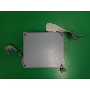 ES a utilisé des ECU et des modules informatiques 8966133A50 - Product Image 1