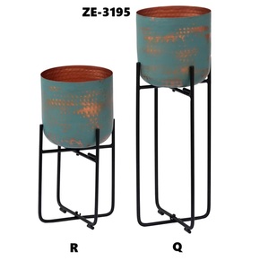 Modernos Soportes Metálicos para Flores con Acabado Turquesa, 8.5 Pulgadas de Diámetro, Macetas de Interior para Decoración del Hogar - Product Image 3
