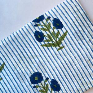 Tela de Algodón Cambray Estampada a Bloques 60x60, Tela de Algodón con Estampado Tradicional Jaipuri - Product Image 1