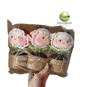 Décoration de Noël Kawaii en Peluche Père Noël au Crochet pour Plante, Cadeau Unisexe, Produits Tendance 2026, Fournisseur en Gros - Product Image 1
