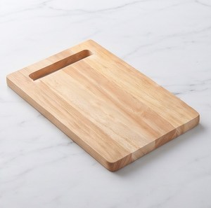 Tabla de cortar de madera natural con asa, rectangular, para cocina - Product Image 1