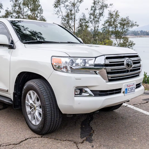 Toyota Land Cruiser <span class=keywords><strong>2021</strong></span> usada de primera calidad, motor V8 de 5.7 litros, 4x4 - Product Image 1