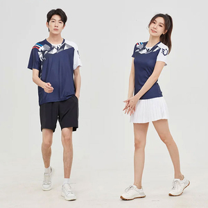 Uniformes de tennis pour hommes sur mesure, nouveau design, vente en gros, haute qualité, séchage rapide, t-shirt de badminton pour hommes, short respirant, uniforme de tennis - Product Image 1