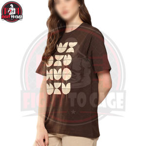 Camiseta Extra Grande de Algodón Suave para Chicas, Diseño Único con Patrón Abstracto Elegante, Producto Moderno de Calidad Premium, Color Café - Product Image 4