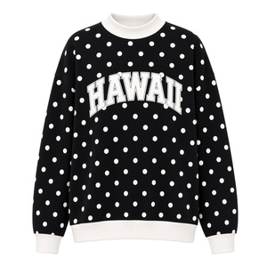 Sudadera de alta calidad para mujer, de uso diario, con forro polar, logotipo personalizado, color sólido, cuello simulado, apliques, estilo oversize y tejido grueso. - Product Image 4