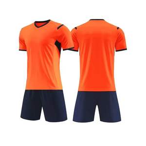 Camisetas de Fútbol Personalizadas con Bordado, Sublimación, Logotipo, Parches, Malla Transpirable, Anti-UV, Secado Rápido, Cuello en V, Poliéster/Algodón - Product Image 4